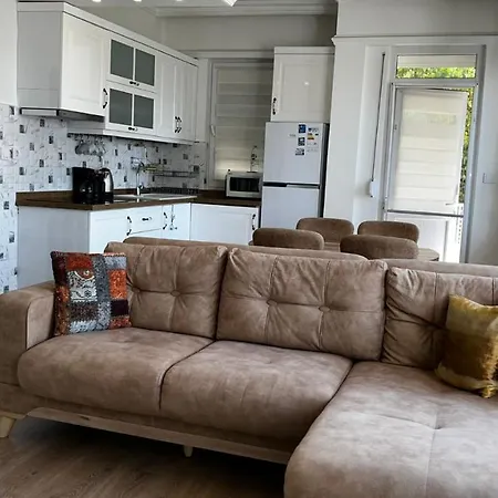 Cozy Vacation Flat 2 Min To In Appartamento